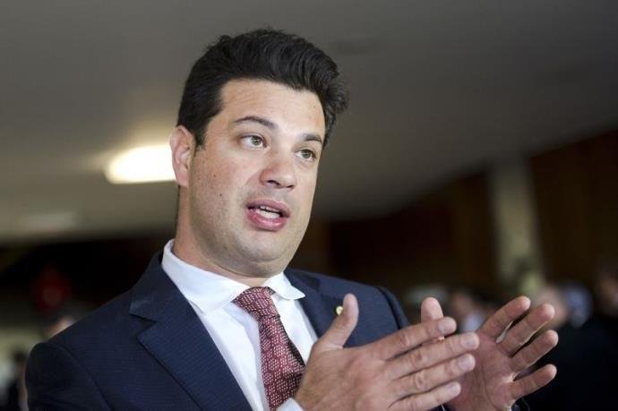 Relator &eacute; contra a tramita&ccedil;&atilde;o de PEC na C&acirc;mara durante interven&ccedil;&atilde;o