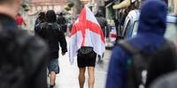Polícia britânica pede que ingleses tenham prudência ao mostrar bandeira 