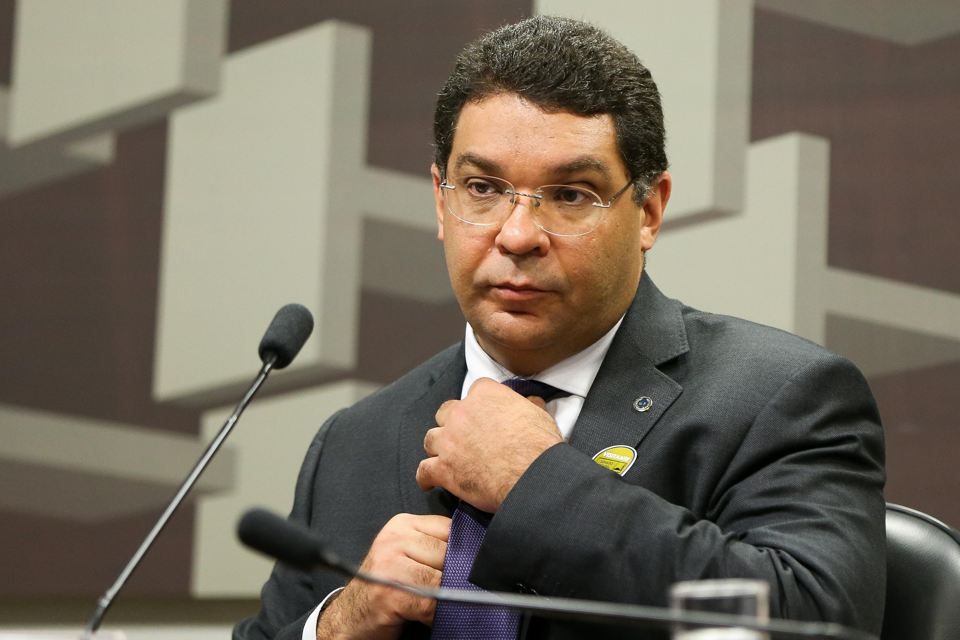 "Fazenda est&aacute; revendo o modelo", diz o secret&aacute;rio do Tesouro Nacional, Mansueto de Almeida