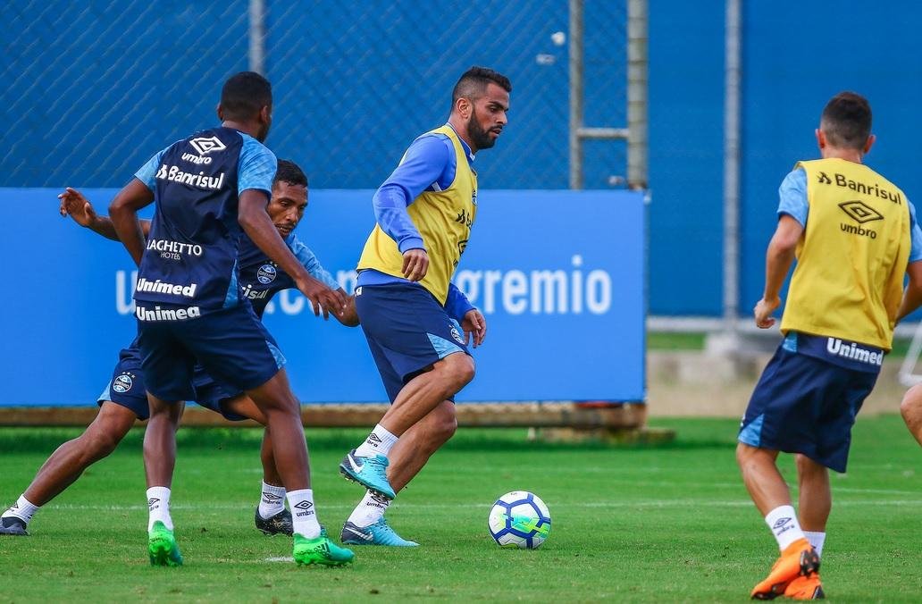 Gr&ecirc;mio v&ecirc; parada para Copa como aliada na temporada 