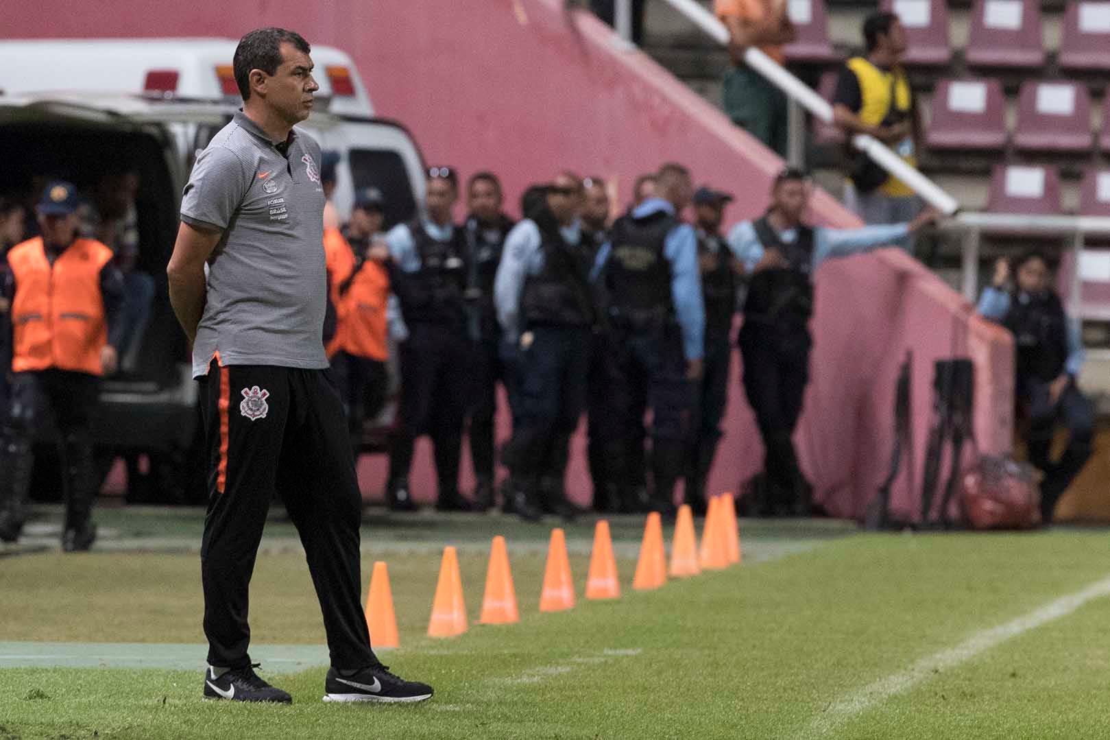 T&eacute;cnico admitiu que pode deixar clube, embora tenha dito, anteriormente, que s&oacute; sairia sob demiss&atilde;o