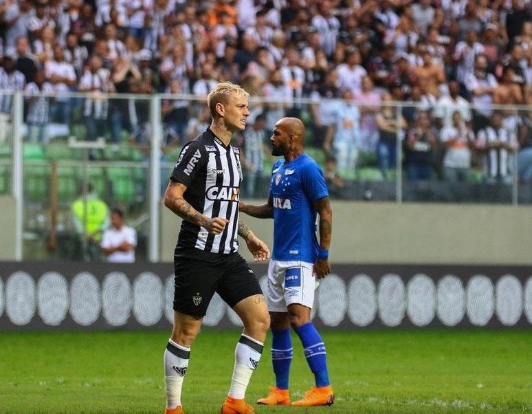 Galo venceu o Cruzeiro no cl&aacute;ssico mineiro