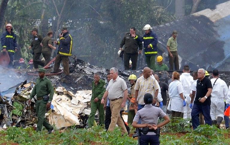 Presidente cubano Miguel D&iacute;az-Canel esteve no local do acidente 