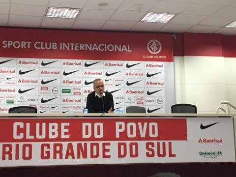 Melo afirmou que faltam detalhes para an&uacute;ncio do novo executivo do clube
