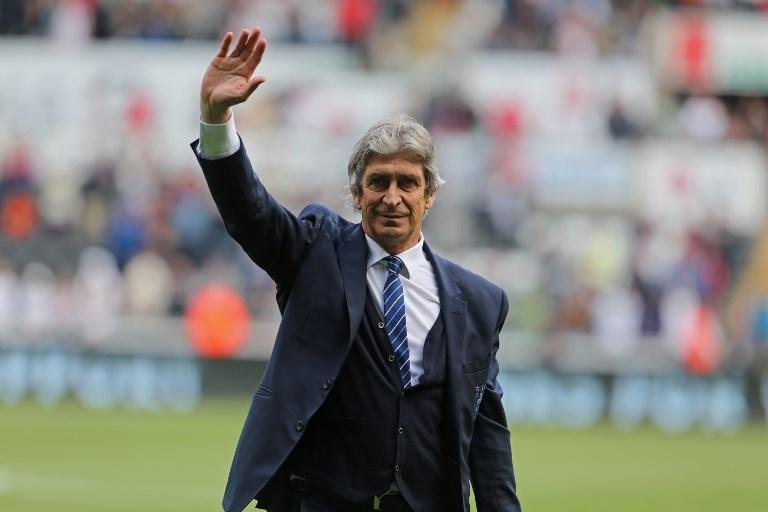Al&eacute;m da Premier League, Pellegrini conquistou duas Copas da Liga com o City e semifinal da Liga dos Campe&otilde;es