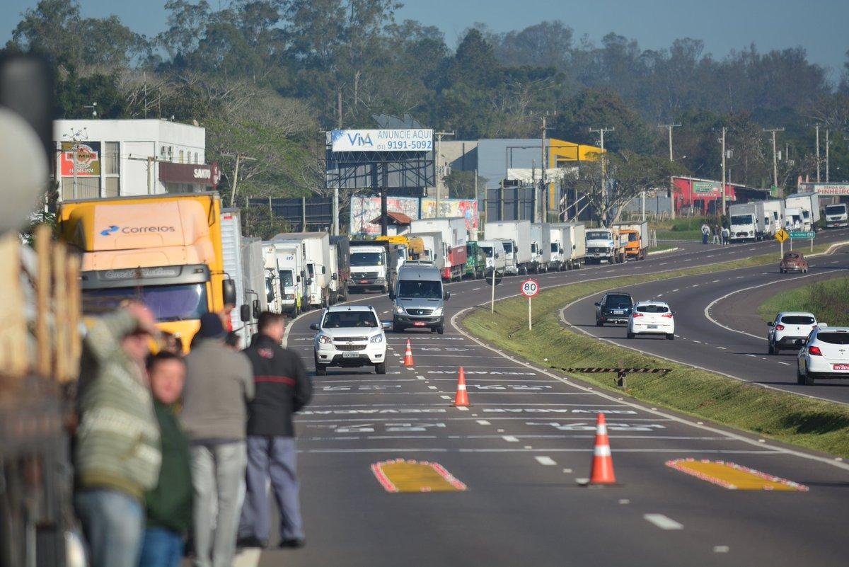 Protesto em Araric&aacute;, no Vale do Sinos