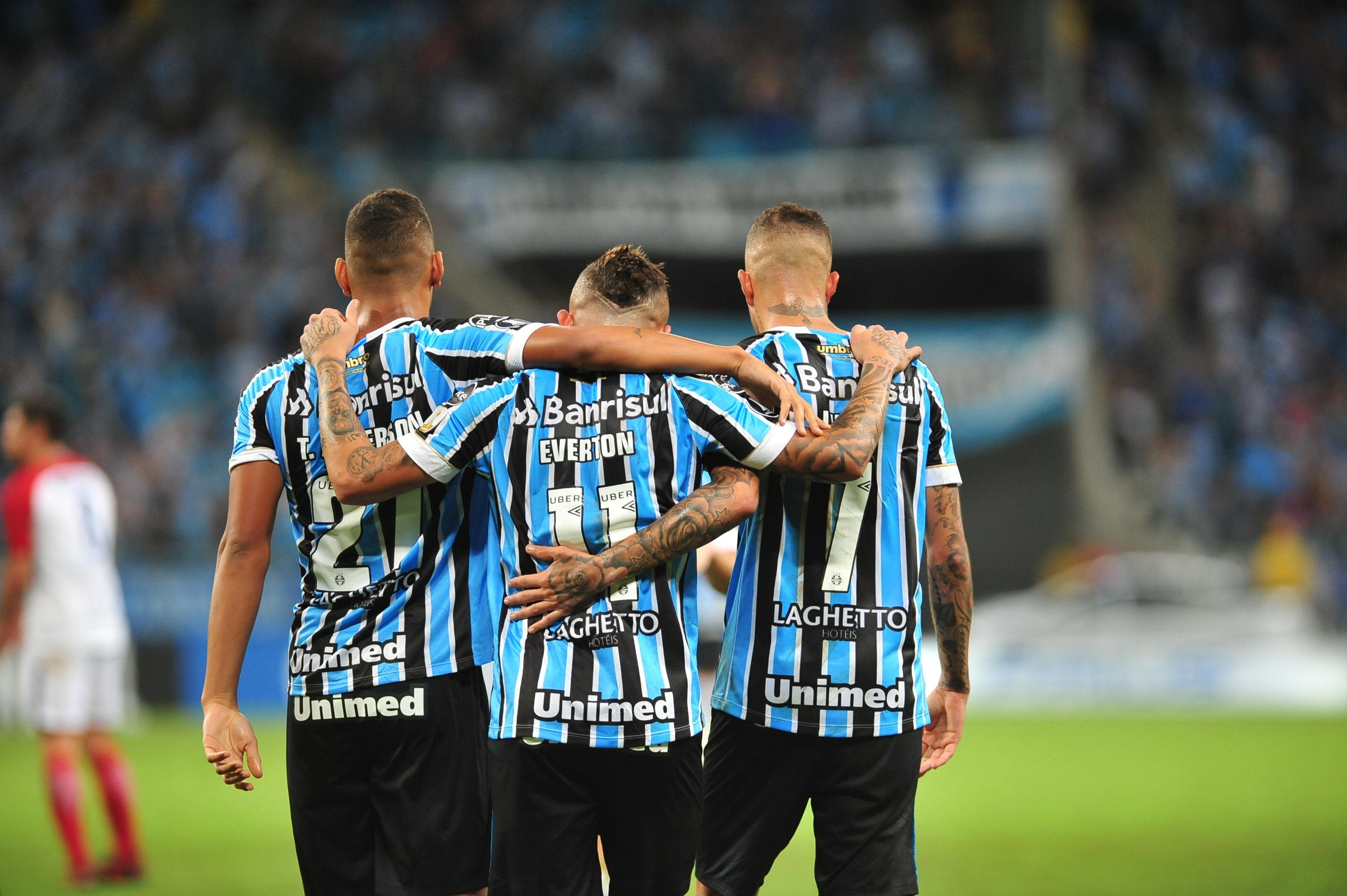 Comiss&atilde;o tentar&aacute; esvaziar departamento m&eacute;dico no per&iacute;odo at&eacute; as oitavas de final da Libertadores 
