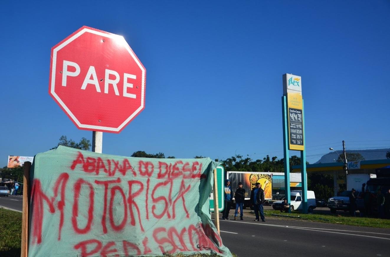 Protestos afetam transporte de leite e outros alimentos no RS 