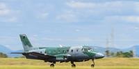 Avião da Força Aérea Brasileira cai no Rio de Janeiro