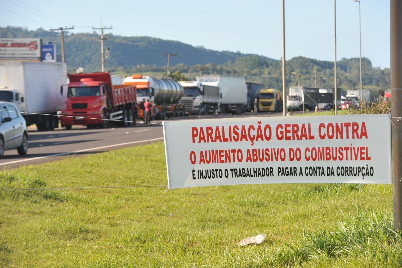 Categoria reivindica, entre outras coisas, a retirada de impostos sobre o diesel