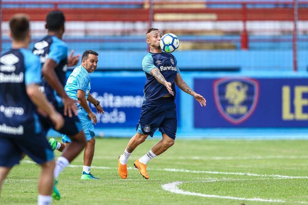 Everton retorna ao time do Gr&ecirc;mio em Fortaleza