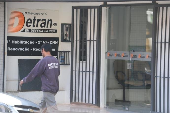 Alunos devem procurar o CFC e agendar novamente a prova