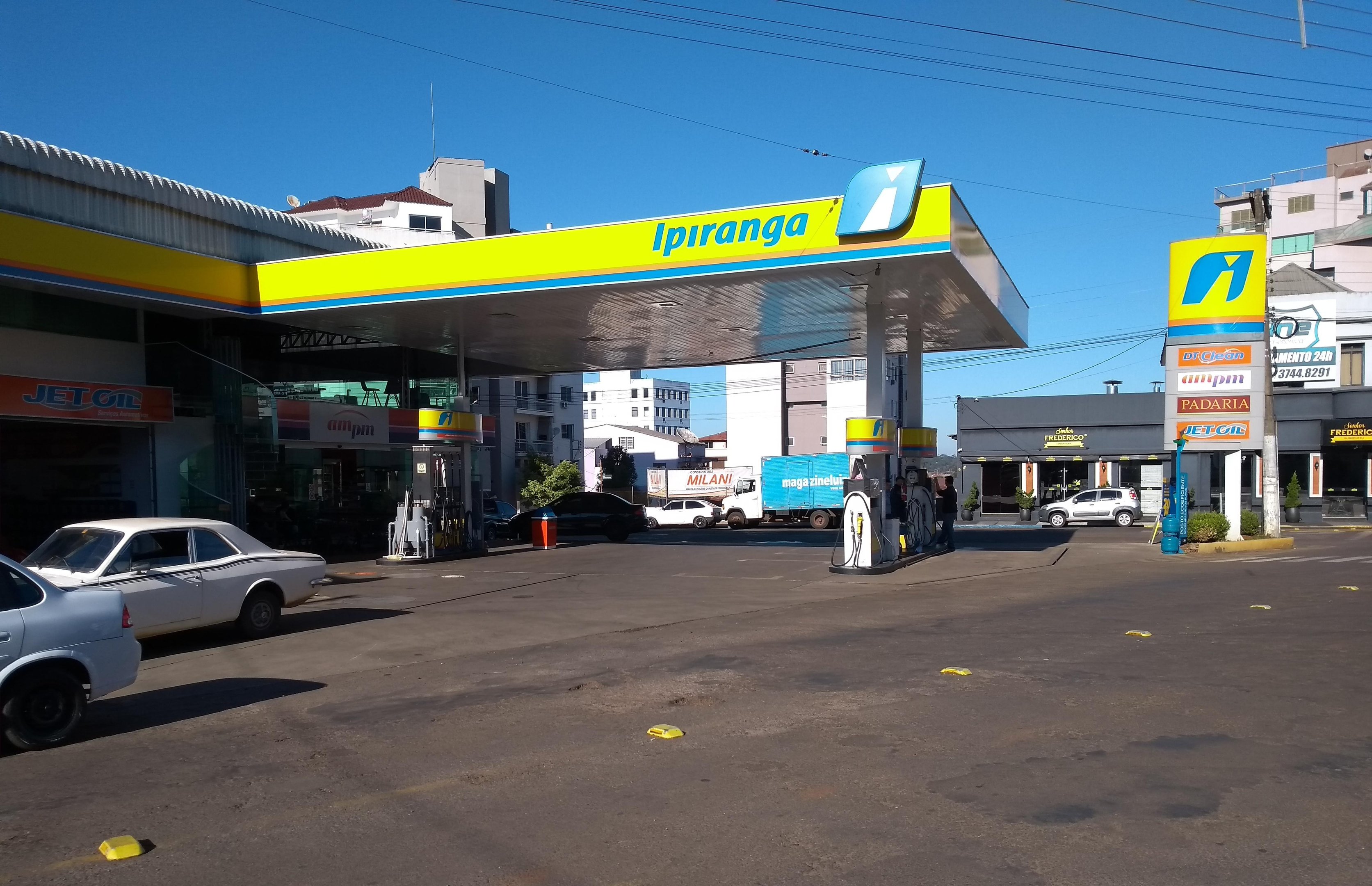 Postos est&atilde;o sem combust&iacute;vel 