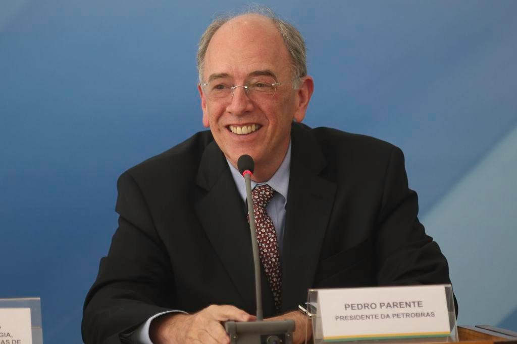 Executivo inicia e conclui pela questionando contribui&ccedil;&atilde;o de funcion&aacute;rios para fim dos protestos