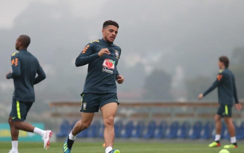 Cofres do Inter ainda podem receber ajuda com as vendas de Alisson e Taison