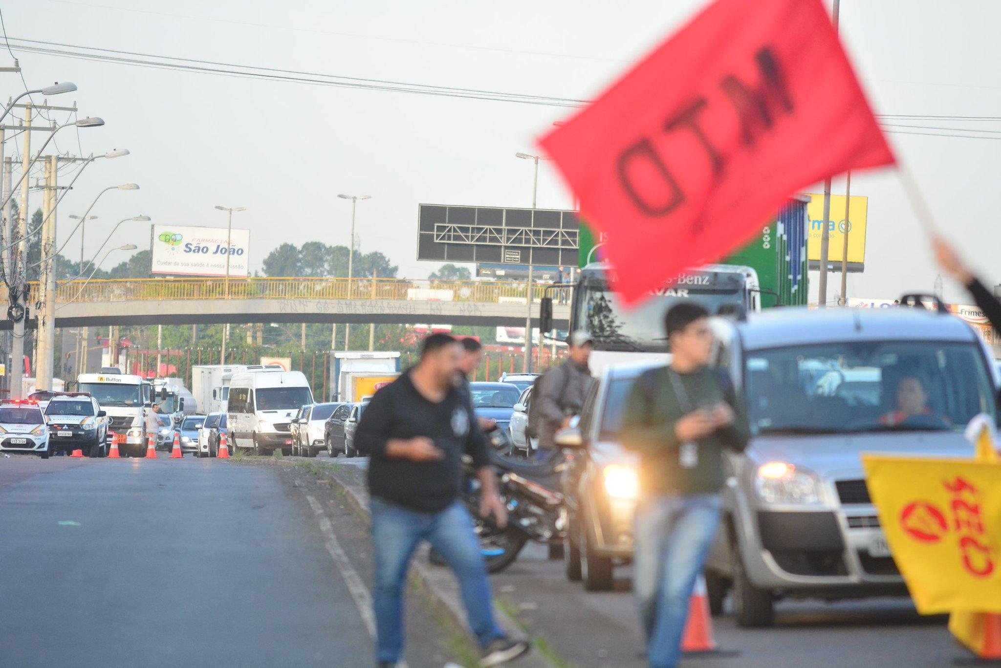 Mesmo com liminar do TST, petroleiros deflagram paralisa&ccedil;&atilde;o hoje