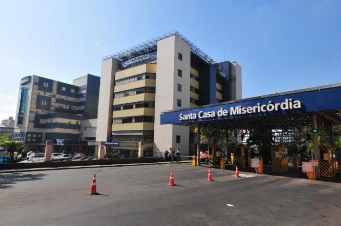Santa Casa de Porto Alegre mant&eacute;m continua realizando cirurgias eletivas