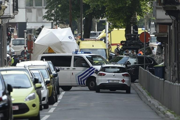 Dois policiais e uma jovem morrem em tiroteio na B&eacute;lgica 