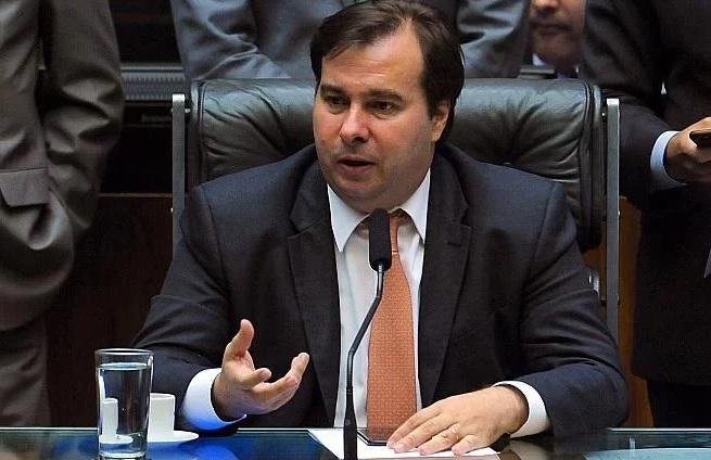 C&acirc;mara n&atilde;o votar&aacute; aumento de impostos, diz Maia 