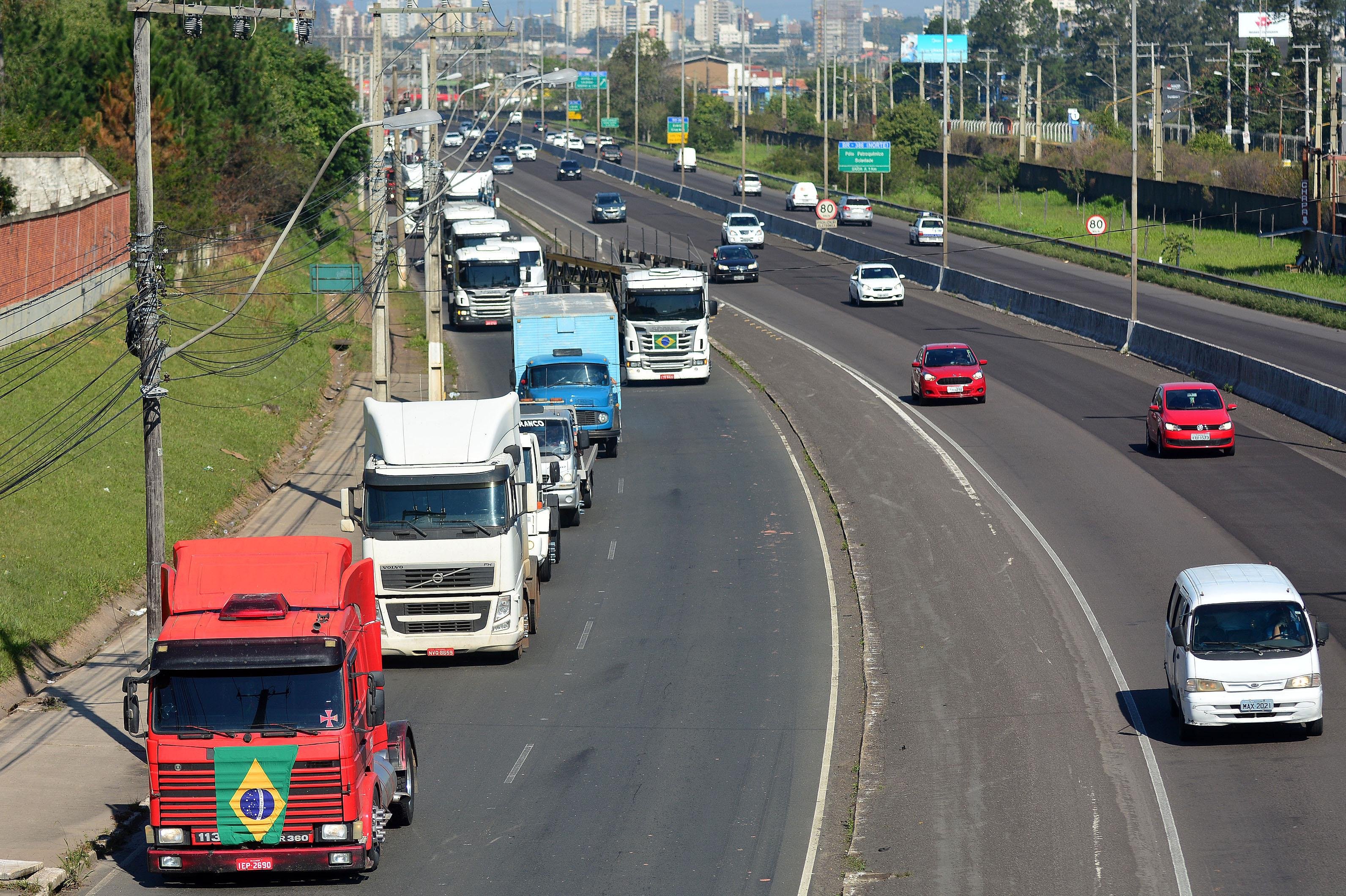 Acordo com caminhoneiros afetar&aacute; diversos programas do governo