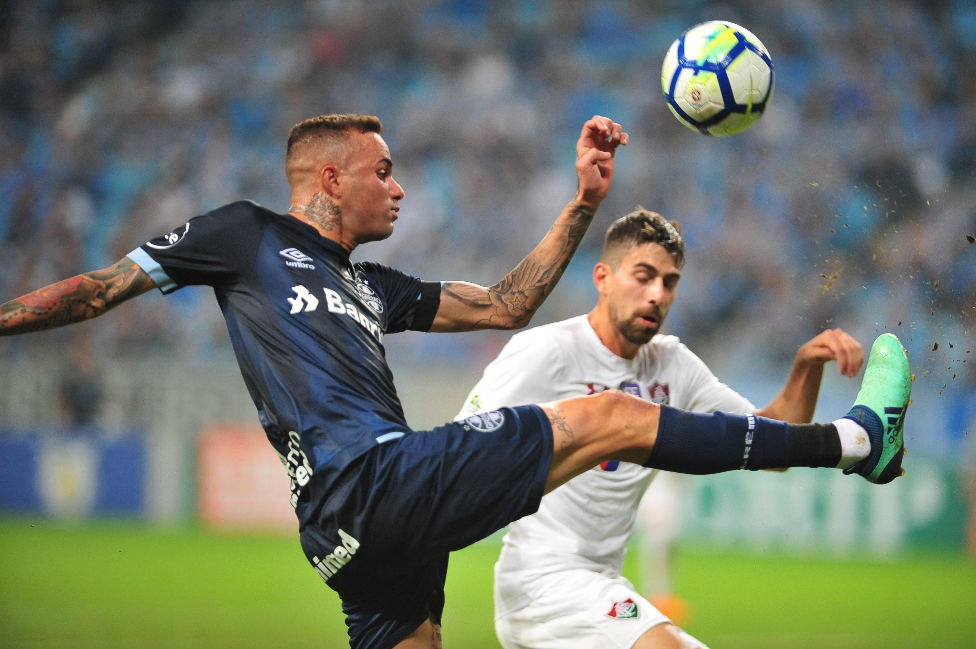 Diretor de futebol do Gr&ecirc;mio disse que clube ir&aacute; seguir buscando ser campe&atilde;o nos tr&ecirc;s campeonatos que disputa