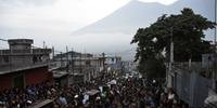 Autoridades retomam buscas de vítimas da erupção do Vulcão de Fogo na Guatemala