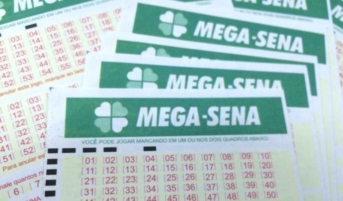 Mega-Sena volta a acumular e pr&ecirc;mio chega a R$ 9,5 milh&otilde;es