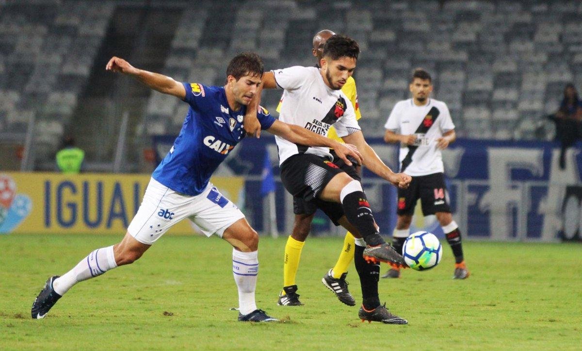 Vasco e Cruzeiro empataram no Mineir&atilde;o
