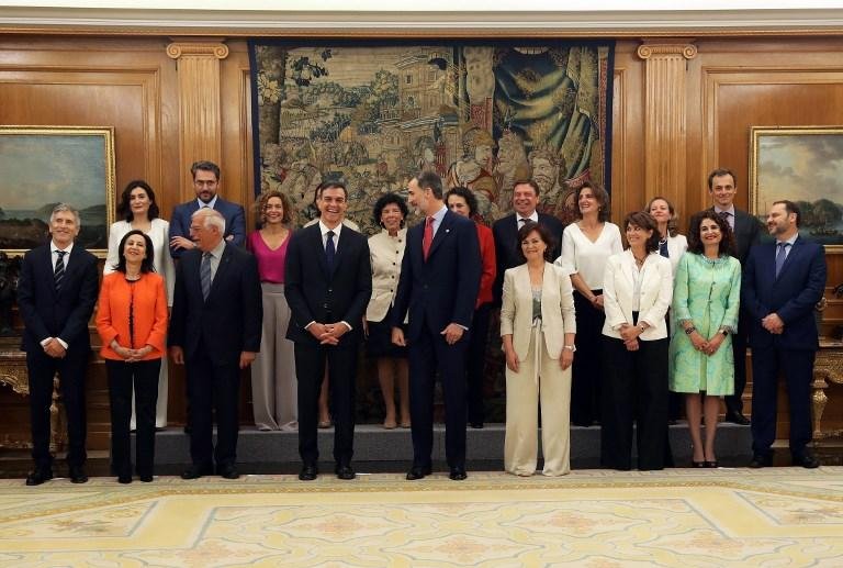 Cerca de 11 mulheres e seis homens prestaram juramento nesta quinta-feira ante rei Felipe VI