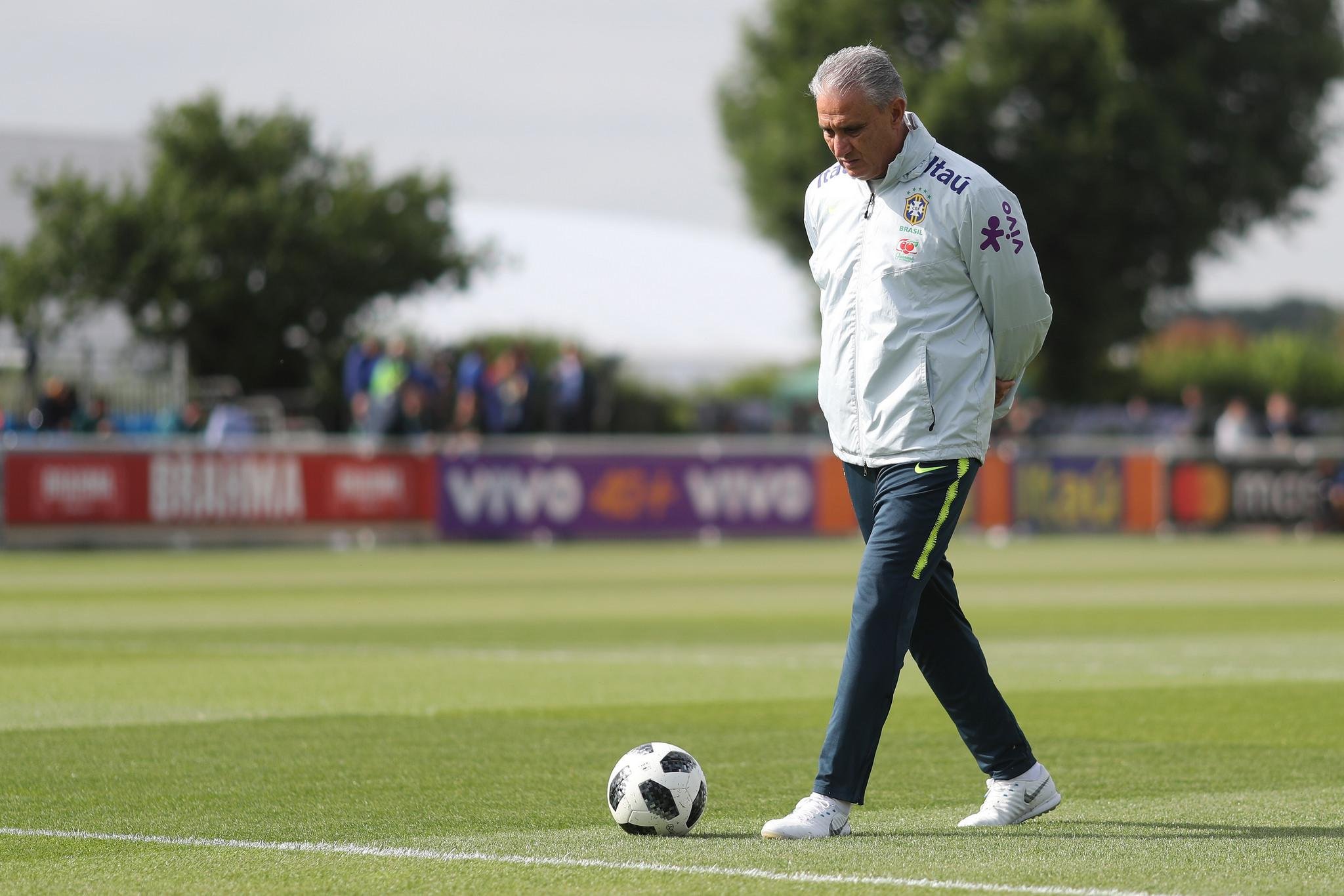 Judici&aacute;rio reduz expediente em dias de jogos do Brasil na Copa 