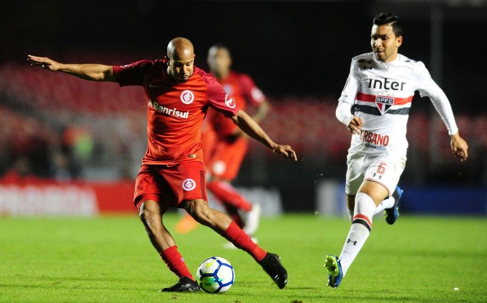 Patrick &eacute; um dos atletas que tem dois cart&otilde;es amarelos e se receber o terceiro n&atilde;o enfrenta o Vasco