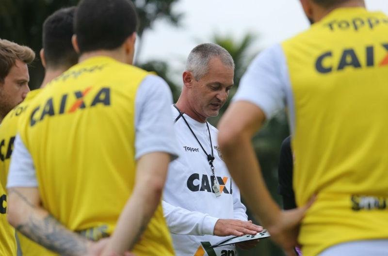 Lisca promete mudan&ccedil;as em sua estreia no Cear&aacute; contra Botafogo