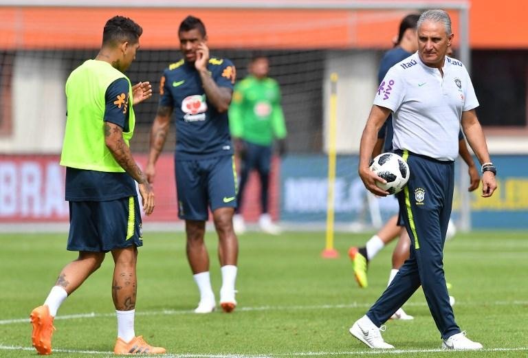 Tite confirma volta de Neymar contra a &Aacute;ustria