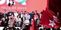 PT reafirma candidatura Lula e fala em coligação com PSB e PCdoB
