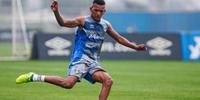 Jailson não atuou contra o América-MG devido a negociação com o Santos