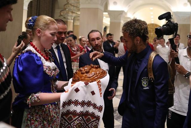 Primeiro dia da sele&ccedil;&atilde;o na R&uacute;ssia &eacute; de folga para os jogadores 
