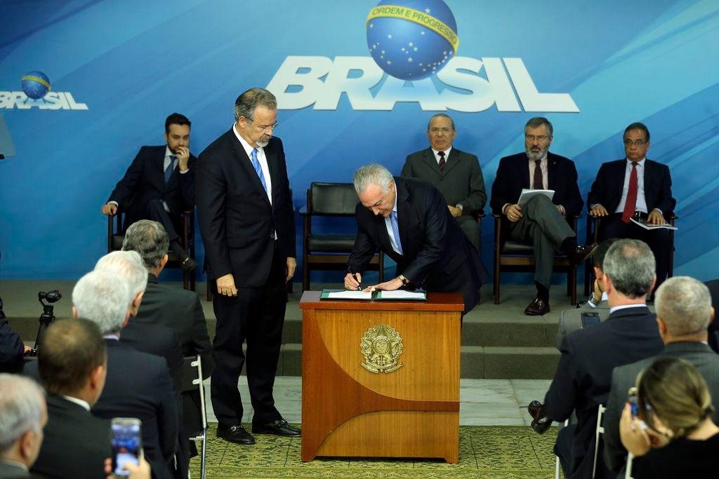 Temer sanciona, com vetos, lei que cria Sistema &Uacute;nico de Seguran&ccedil;a 