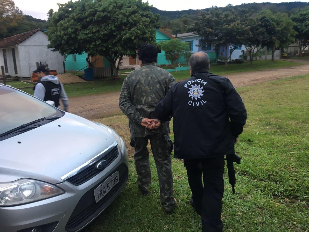 Opera&ccedil;&atilde;o prendeu cinco pessoas por suspeita de organiza&ccedil;&atilde;o criminosa