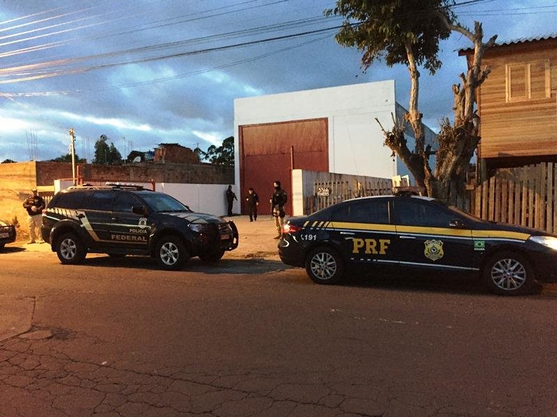 Opera&ccedil;&atilde;o cumpre 53 mandados de busca e apreens&atilde;o