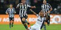 Botafogo pega Atlético-PR para voltar a vencer no Engenhão