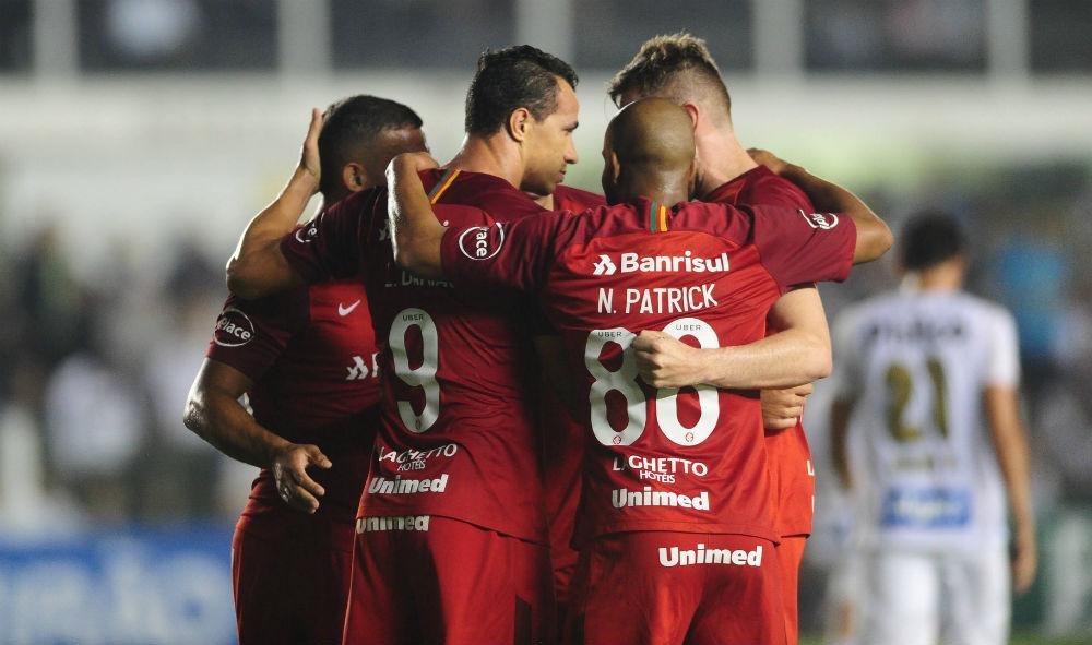 Colorado busca vit&oacute;ria para se aproximar dos l&iacute;deres e manter invencibilidade de sete partidas