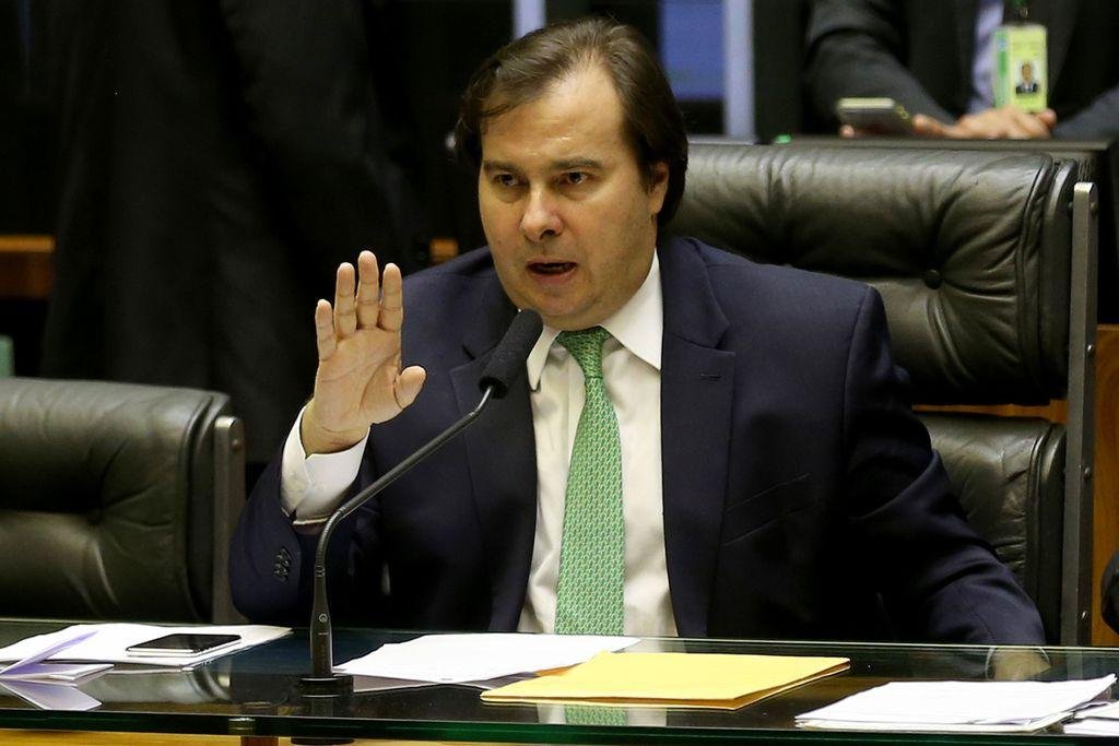&Eacute; imposs&iacute;vel voc&ecirc; fechar uma tabela de pre&ccedil;o m&iacute;nimo para o frete, diz Maia