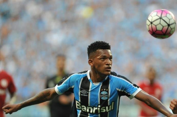 Decis&atilde;o sobre Jailson s&oacute; ocorrer&aacute; depois do jogo de quarta-feira