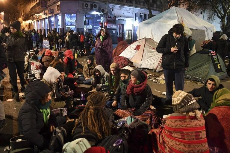 Manifestantes montaram acampamento em frente ao Congresso