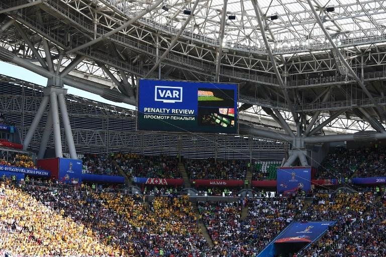 VAR marcou p&ecirc;nalti para a Fran&ccedil;a