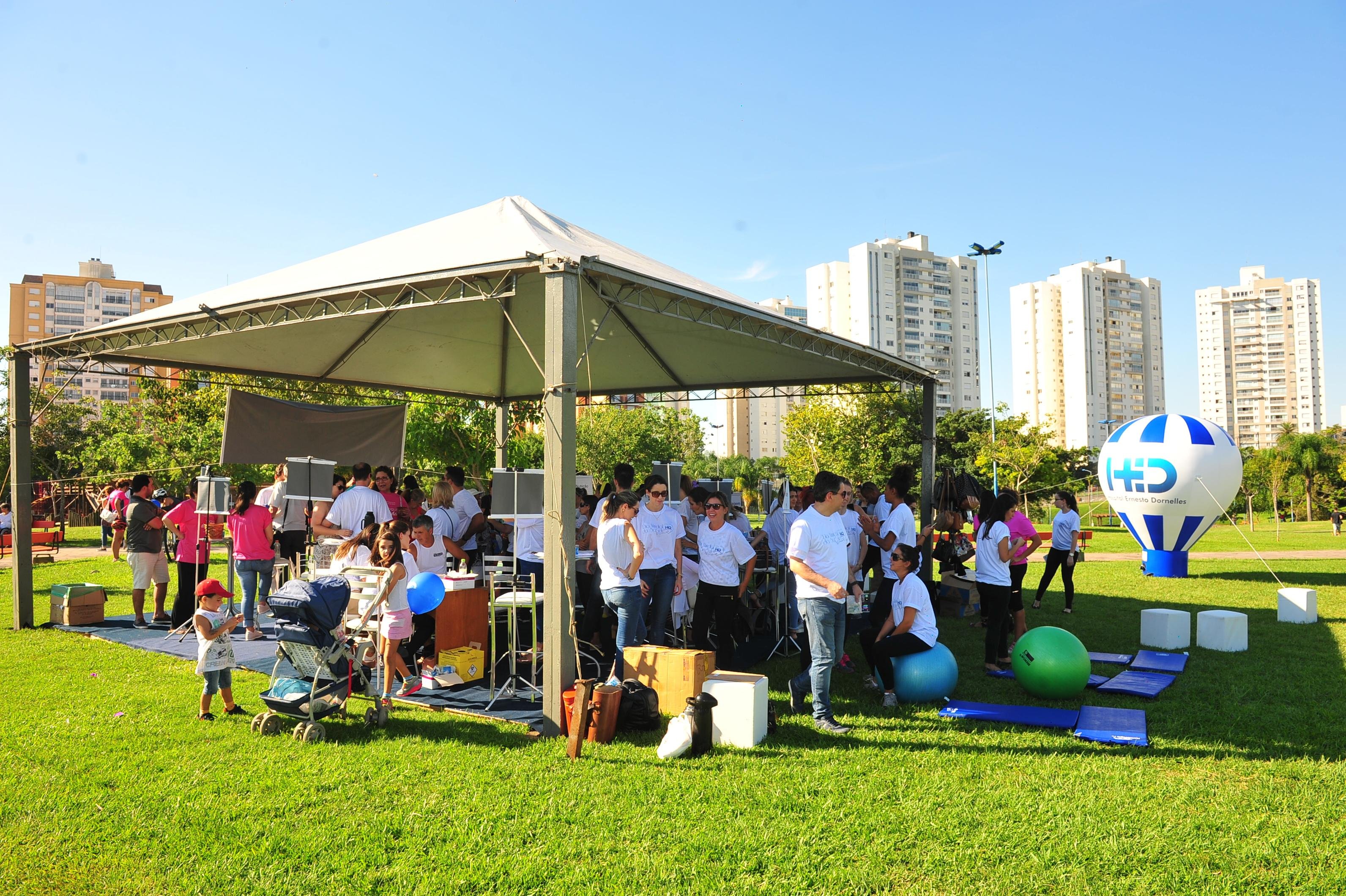 Evento promoveu sa&uacute;de e bem-estar no Parque Germ&acirc;nia