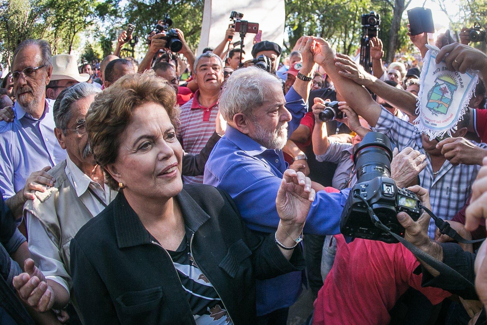Ex-presidente fala que pa&iacute;s vive uma escalada fascista caminha para um Estado de exce&ccedil;&atilde;o