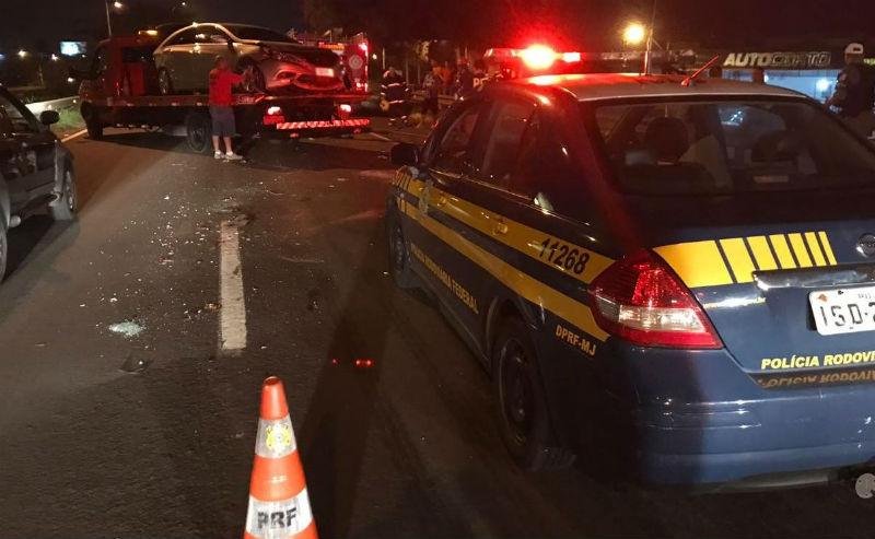 Persegui&ccedil;&atilde;o a carro roubado termina em acidente em S&atilde;o Leopoldo	