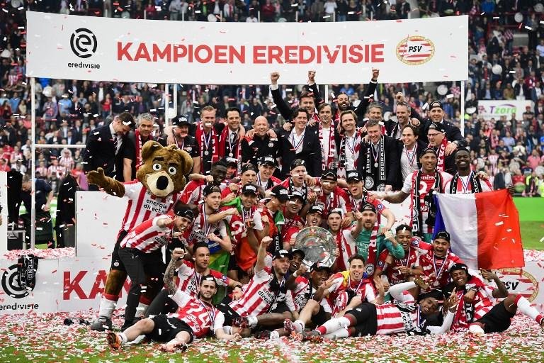 PSV Eindhoven supera o Ajax e conquista o Campeonato Holand&ecirc;s pela 24&ordm; vez