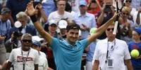 Federer conquista 98º título em Stuttgart